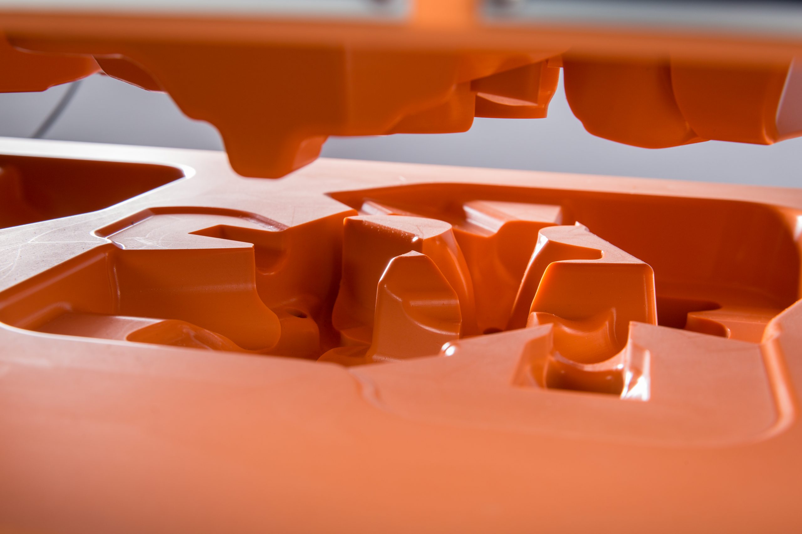 Serienkernkasten-aus-Kunststoffblockmaterial