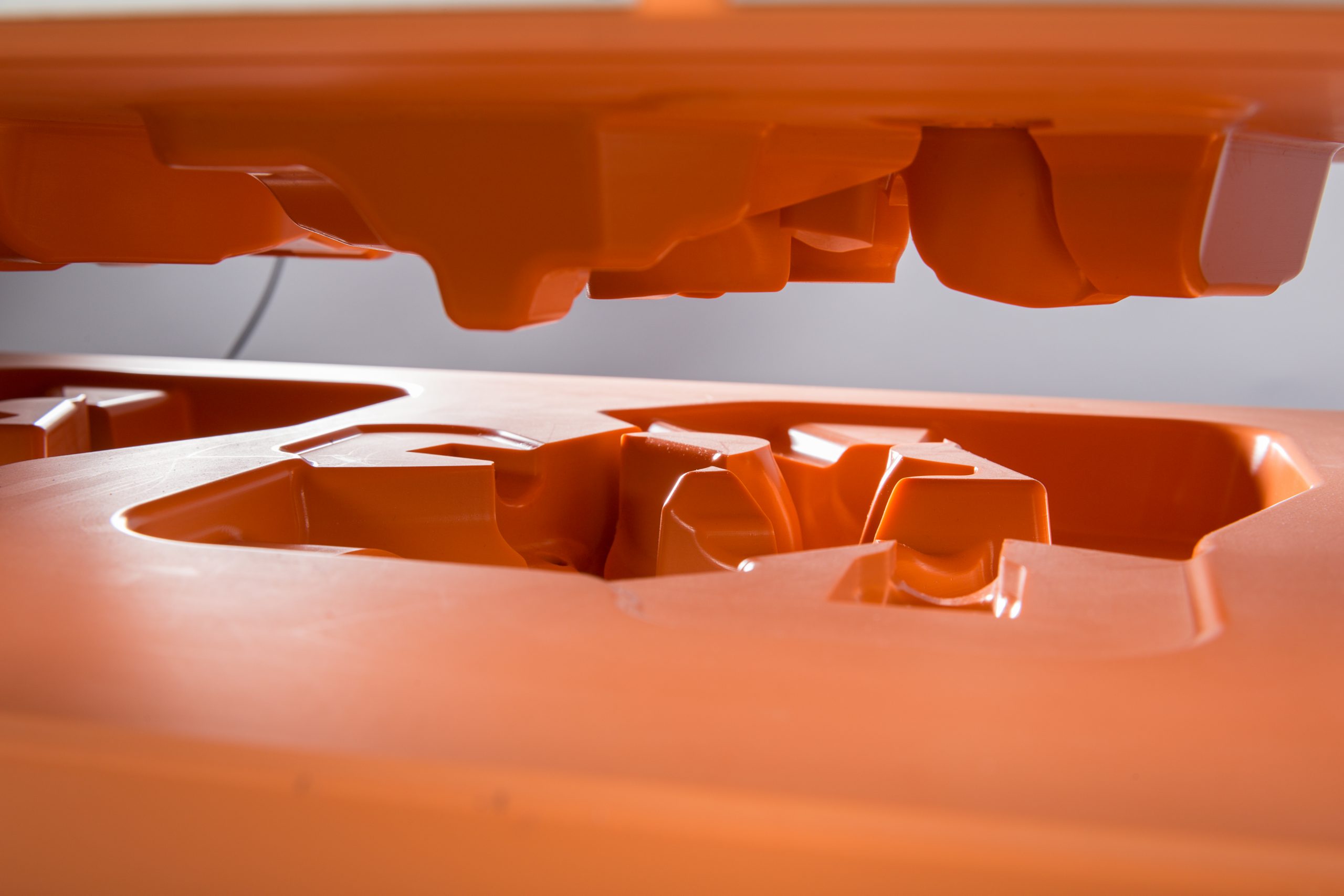 Serienkernkasten-aus-Kunststoffblockmaterial Serienkernkasten-aus-Kunststoffblockmaterial