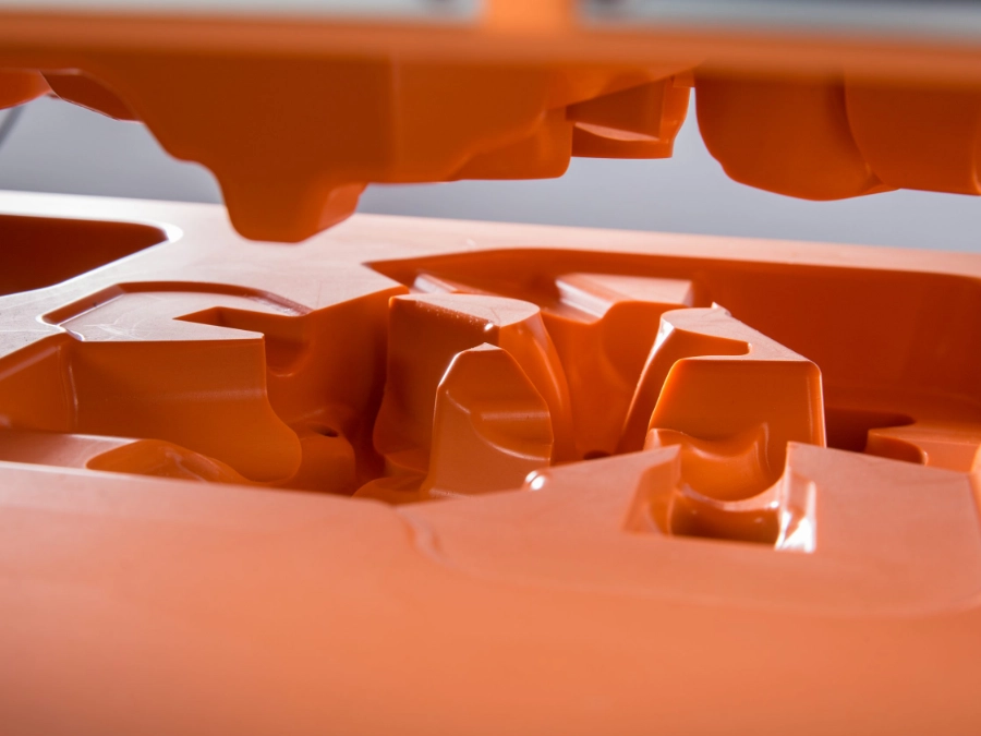 Serienkernkasten-aus-Kunststoffblockmaterial